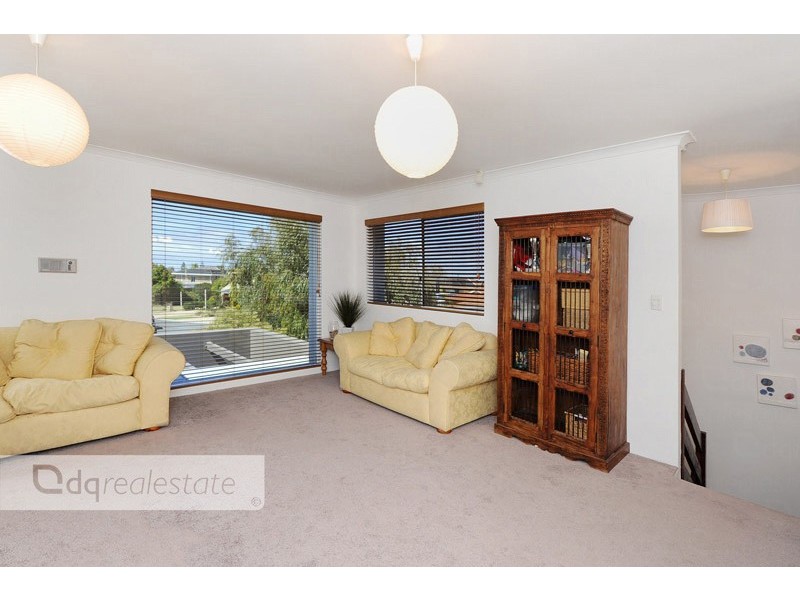 30 Clifton Gardens, Kallaroo WA 6025