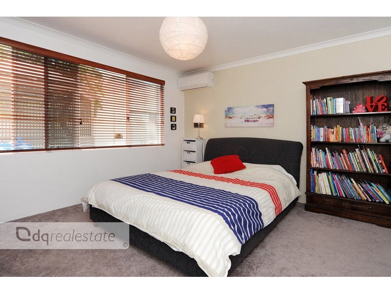 30 Clifton Gardens, Kallaroo WA 6025