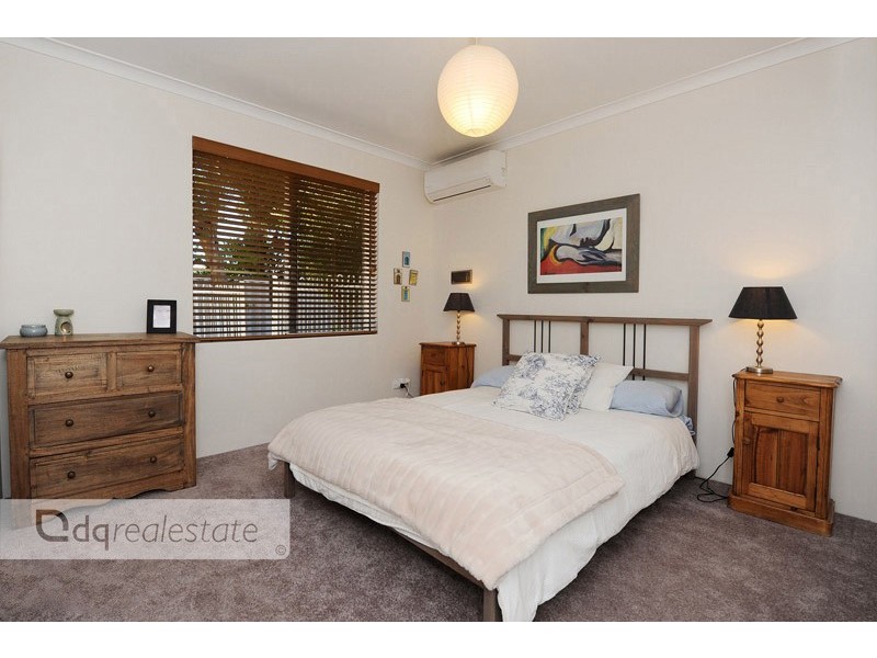 30 Clifton Gardens, Kallaroo WA 6025