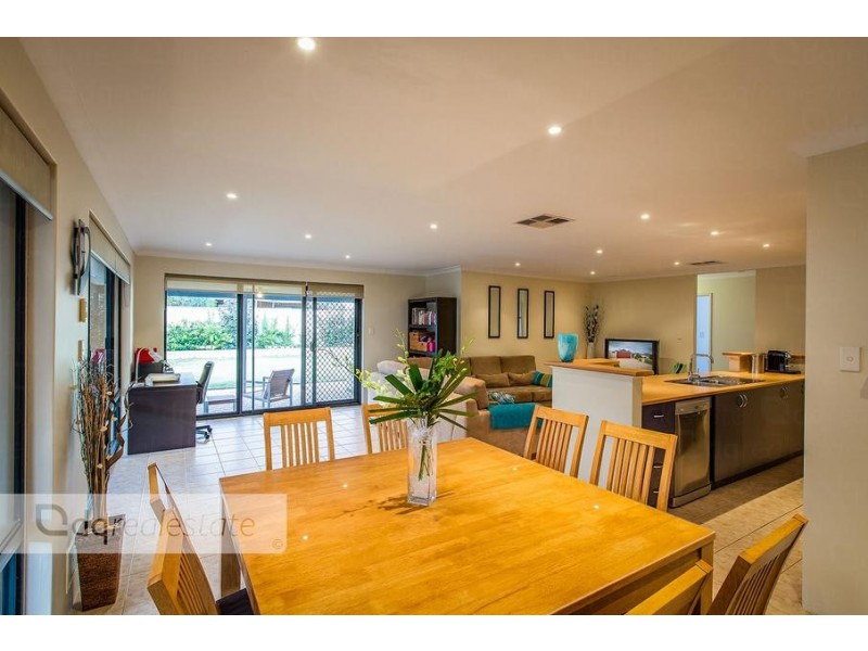 10 Kinta Way, Tapping WA 6065