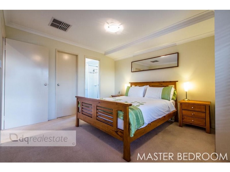 10 Kinta Way, Tapping WA 6065