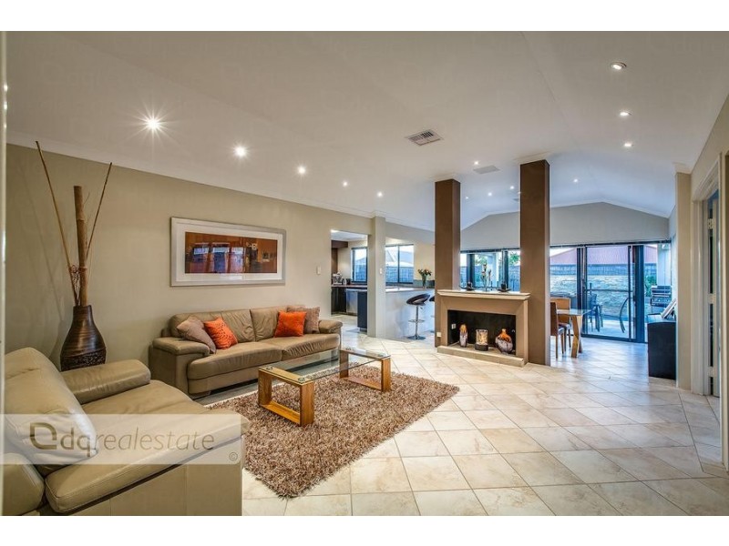 7 Bramley Loop, Madeley WA 6065