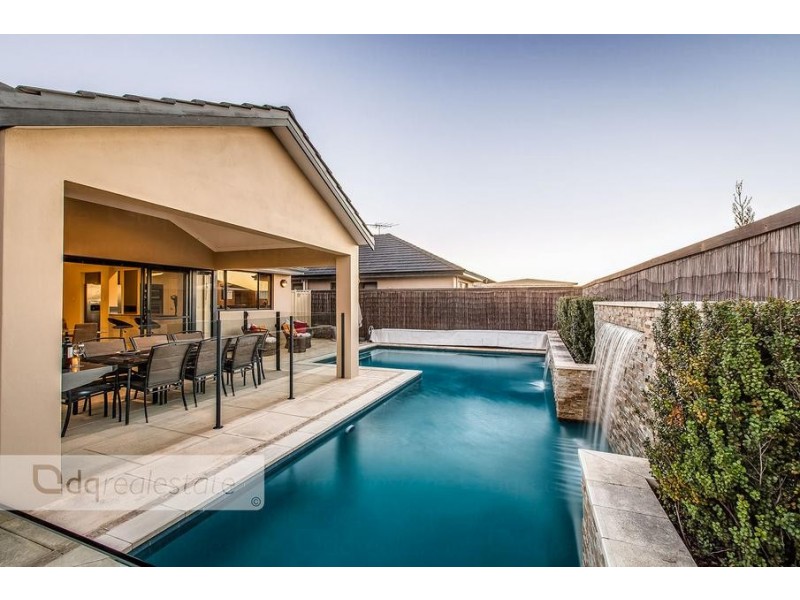 7 Bramley Loop, Madeley WA 6065