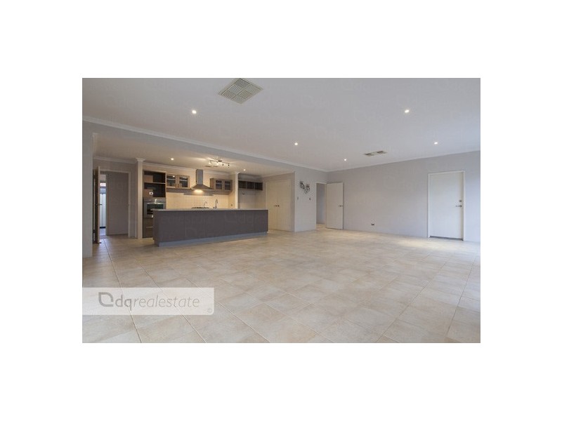 7 Egretta Road, Tapping WA 6065