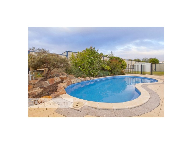 7 Egretta Road, Tapping WA 6065