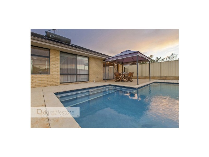 4 Galileo Avenue, Tapping WA 6065