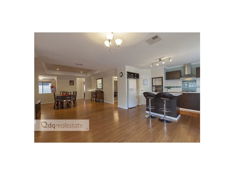 4 Galileo Avenue, Tapping WA 6065