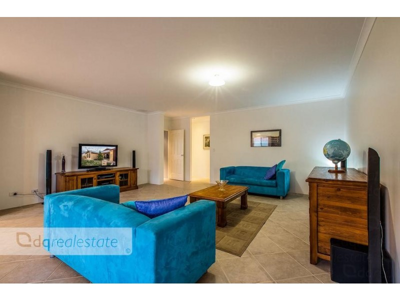 59 Crosthwait Circle, Tapping WA 6065