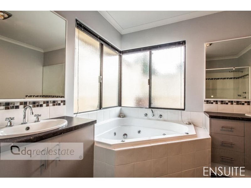 59 Crosthwait Circle, Tapping WA 6065