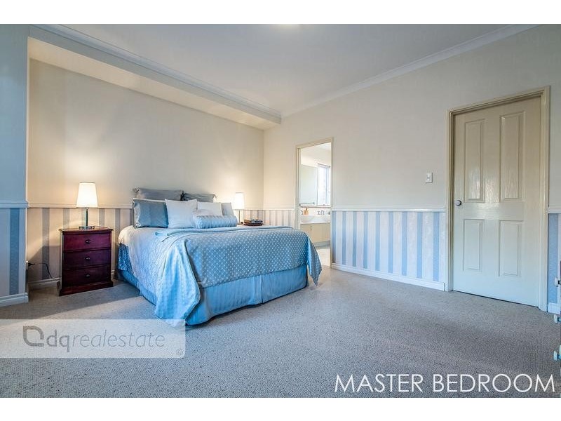 21 Savannah Way, Iluka WA 6028