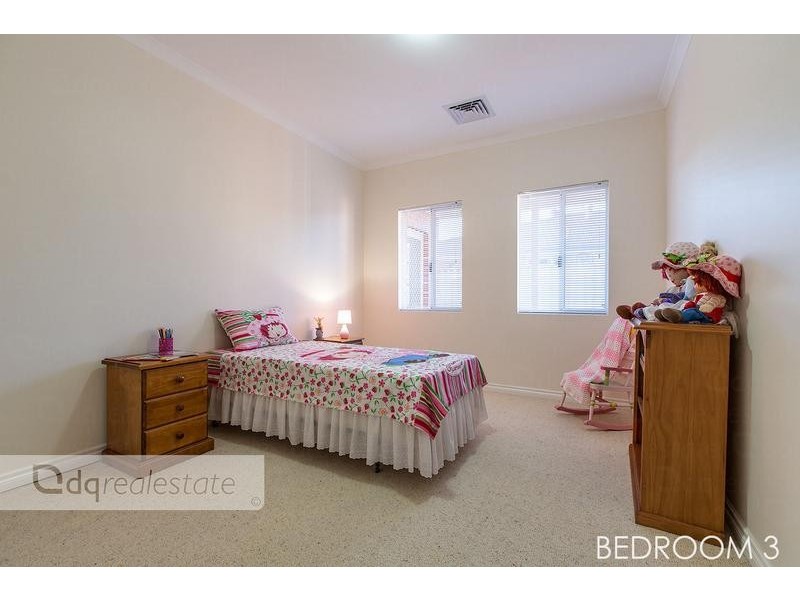 21 Savannah Way, Iluka WA 6028