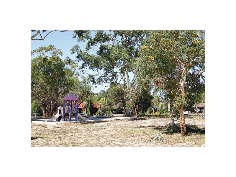 4 Tuart Trail, Edgewater WA 6027