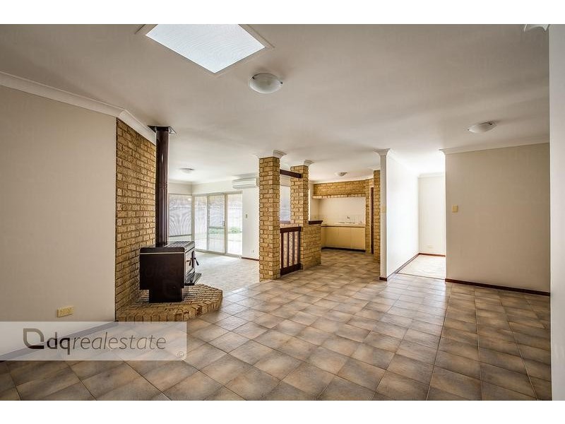 127 Camarino Drive, Woodvale WA 6026