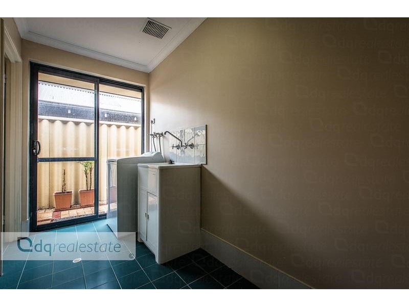 88 Da Vinci Drive, Tapping WA 6065