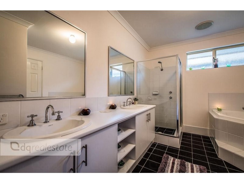 33 Carbine Loop, Banksia Grove WA 6031