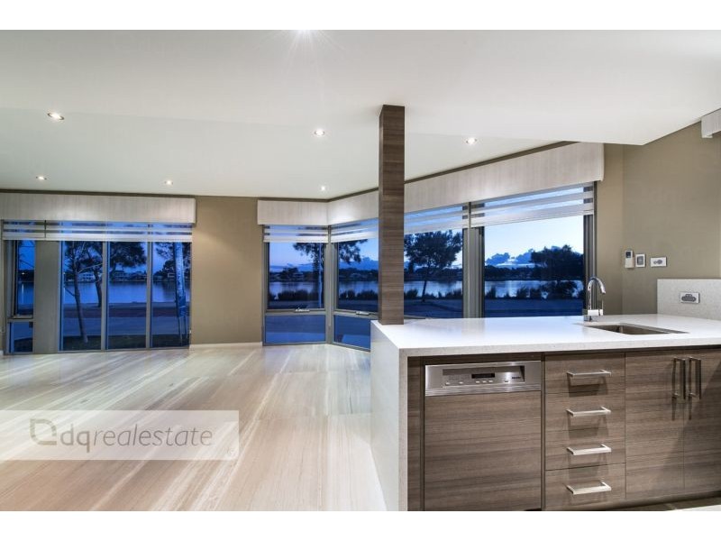 1/11 Galileo Loop, Mandurah WA 6210