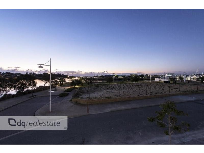 1/11 Galileo Loop, Mandurah WA 6210