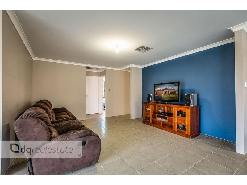 16 Apsley Bend, Tapping WA 6065