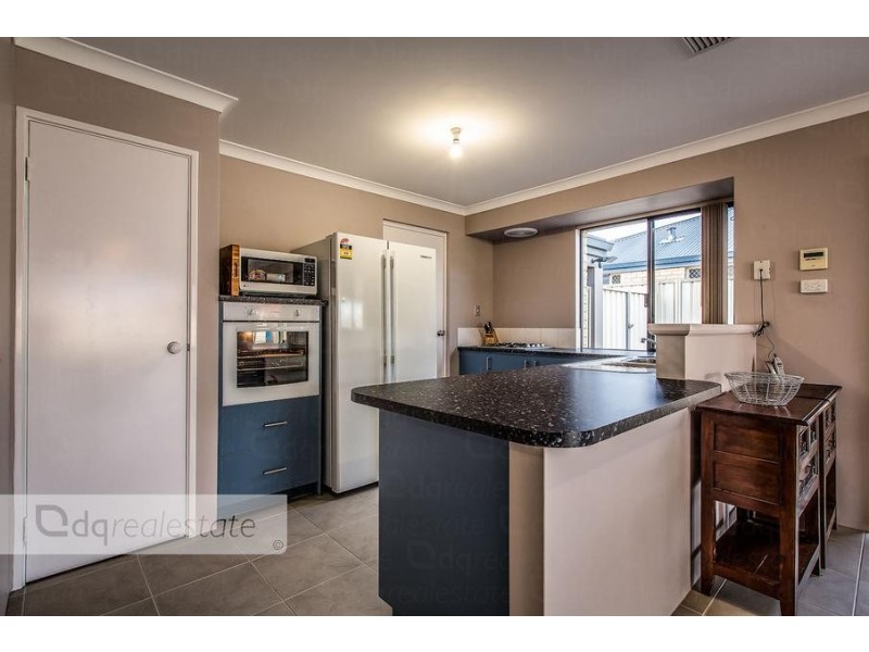 16 Apsley Bend, Tapping WA 6065