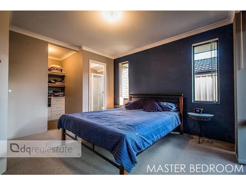 16 Apsley Bend, Tapping WA 6065