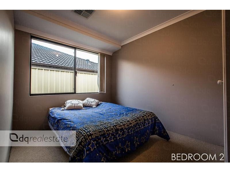 16 Apsley Bend, Tapping WA 6065