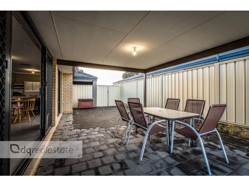 16 Apsley Bend, Tapping WA 6065