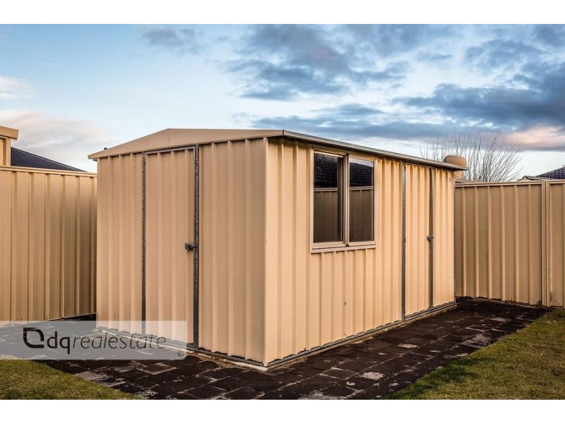 16 Apsley Bend, Tapping WA 6065