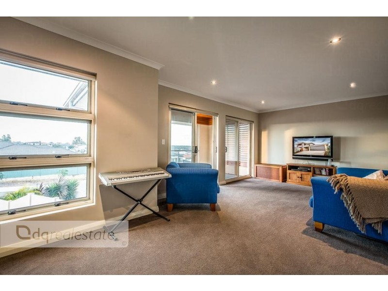 428 Kingsway, Landsdale WA 6065