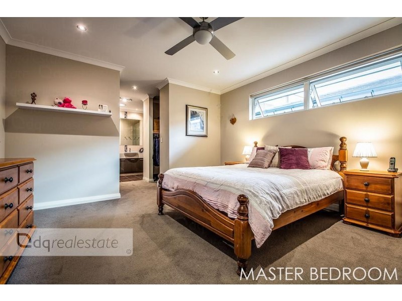 428 Kingsway, Landsdale WA 6065