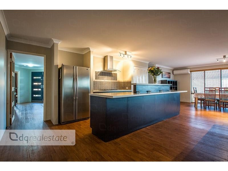 11 Carothers Meander, Tapping WA 6065