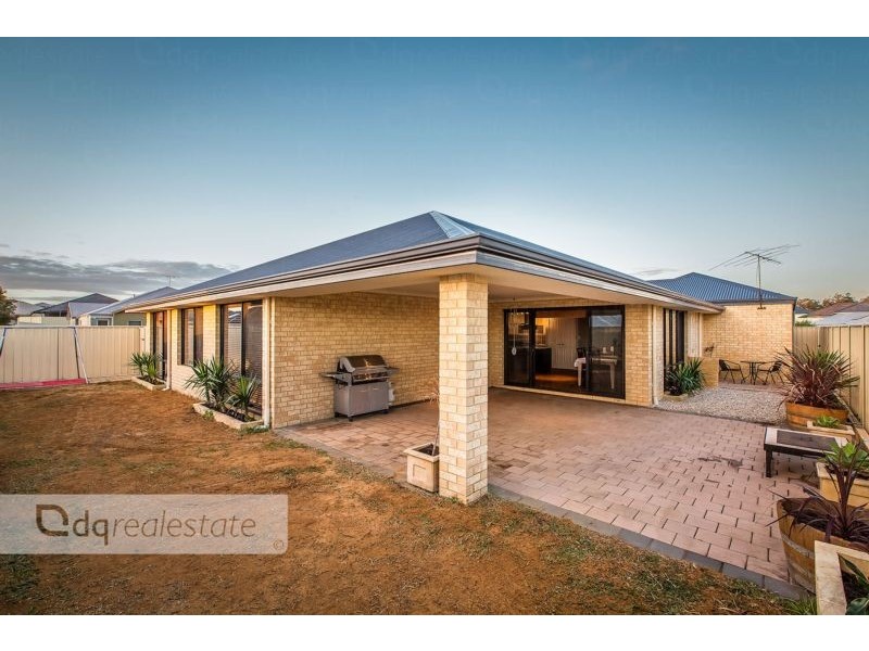 11 Carothers Meander, Tapping WA 6065