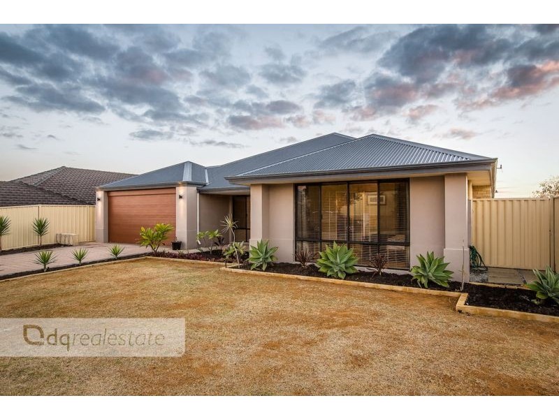 11 Carothers Meander, Tapping WA 6065