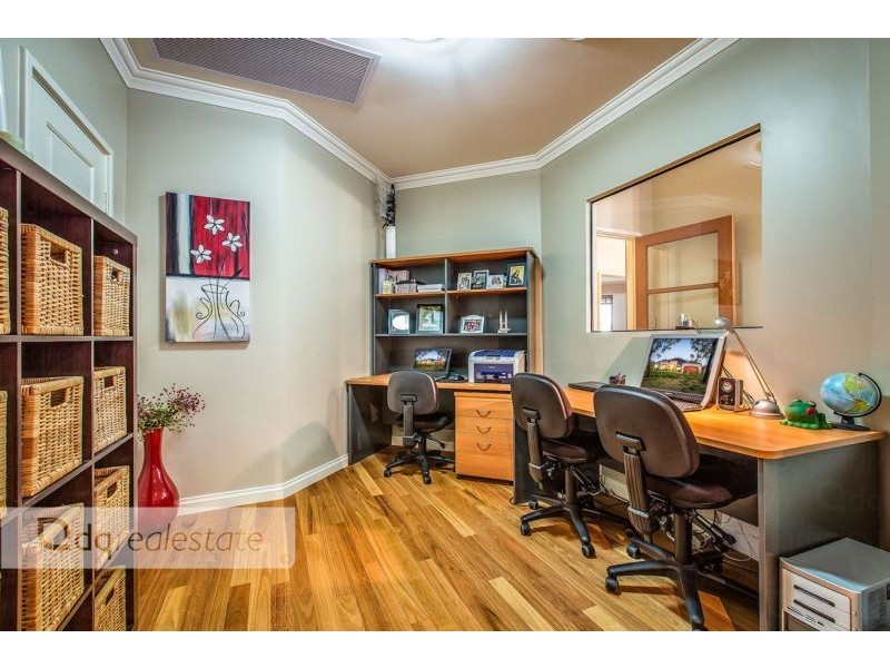 87 Monaghan Circle, Darch WA 6065