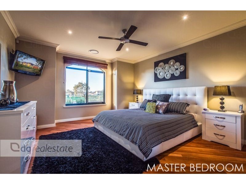 87 Monaghan Circle, Darch WA 6065
