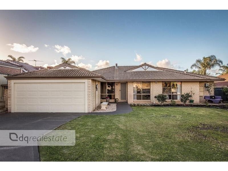 6 Bluejay Close, Woodvale WA 6026