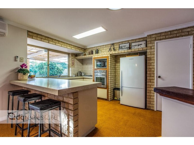 6 Bluejay Close, Woodvale WA 6026