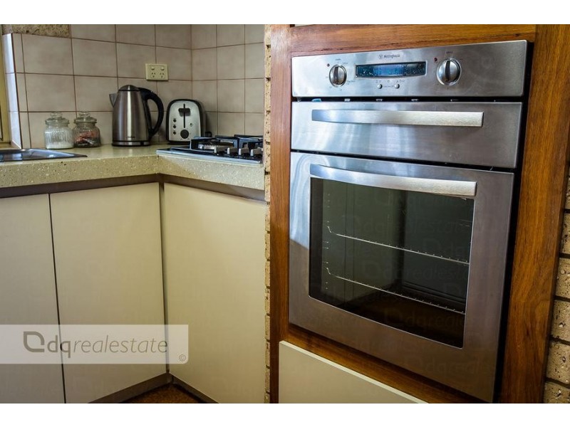 6 Bluejay Close, Woodvale WA 6026