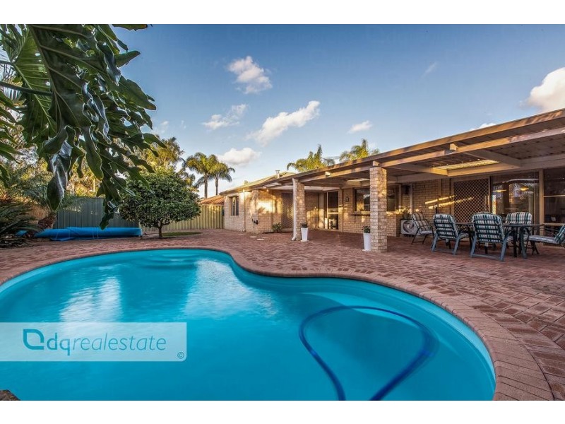 6 Bluejay Close, Woodvale WA 6026