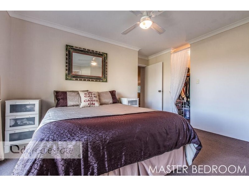 6 Bluejay Close, Woodvale WA 6026