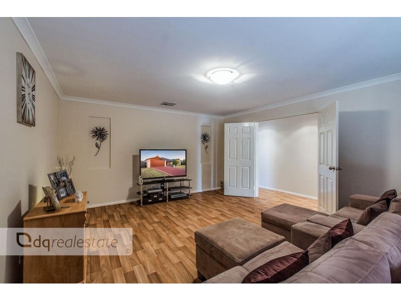 35 Colwyn Loop, Tapping WA 6065