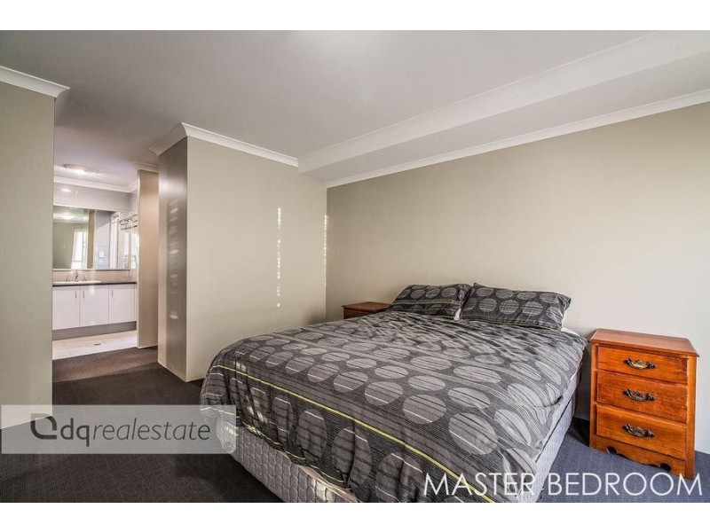 55 Rosinski Circle, Tapping WA 6065