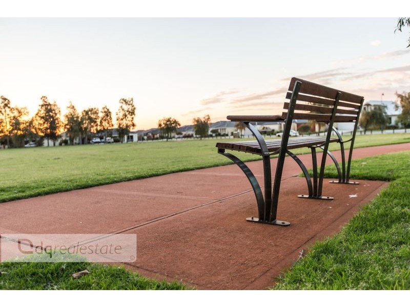 55 Rosinski Circle, Tapping WA 6065