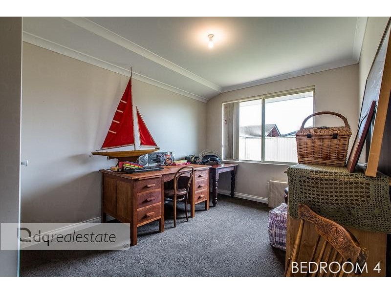 8 Piermont Avenue, Burns Beach WA 6028