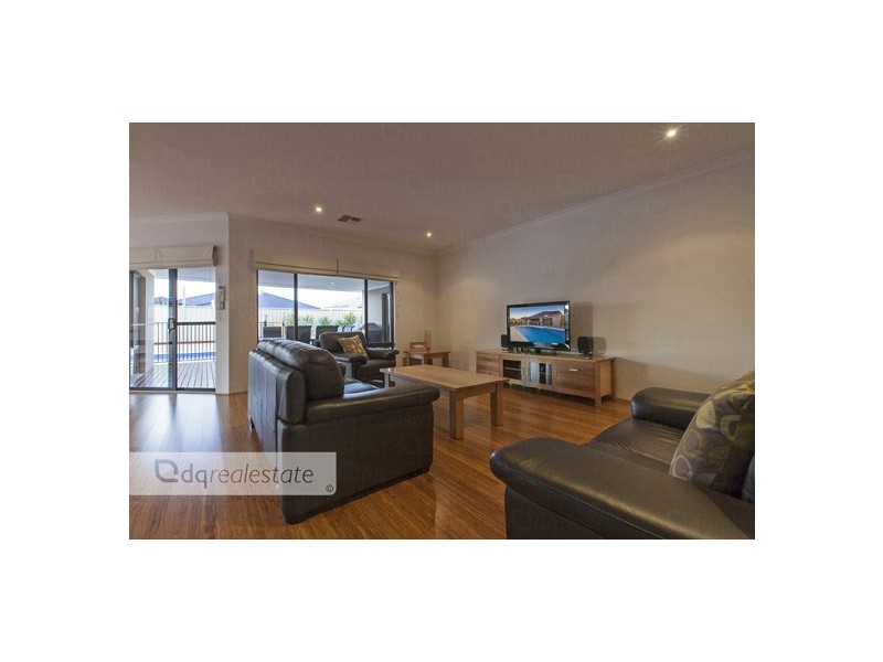 39 Bonannella Entrance, Sinagra WA 6065