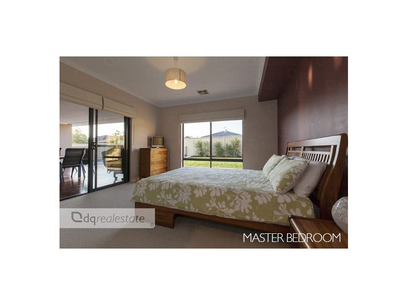 39 Bonannella Entrance, Sinagra WA 6065