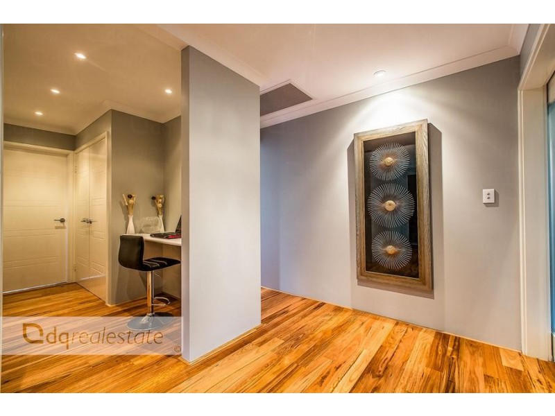 52 Alhambra Parkway, Landsdale WA 6065