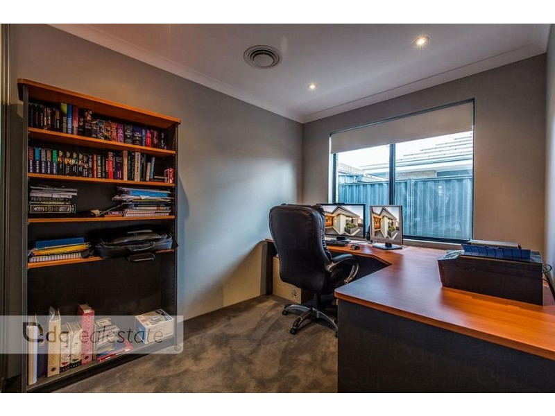 52 Alhambra Parkway, Landsdale WA 6065