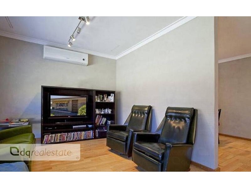 18/85-87 Shakespeare Avenue, Yokine WA 6060