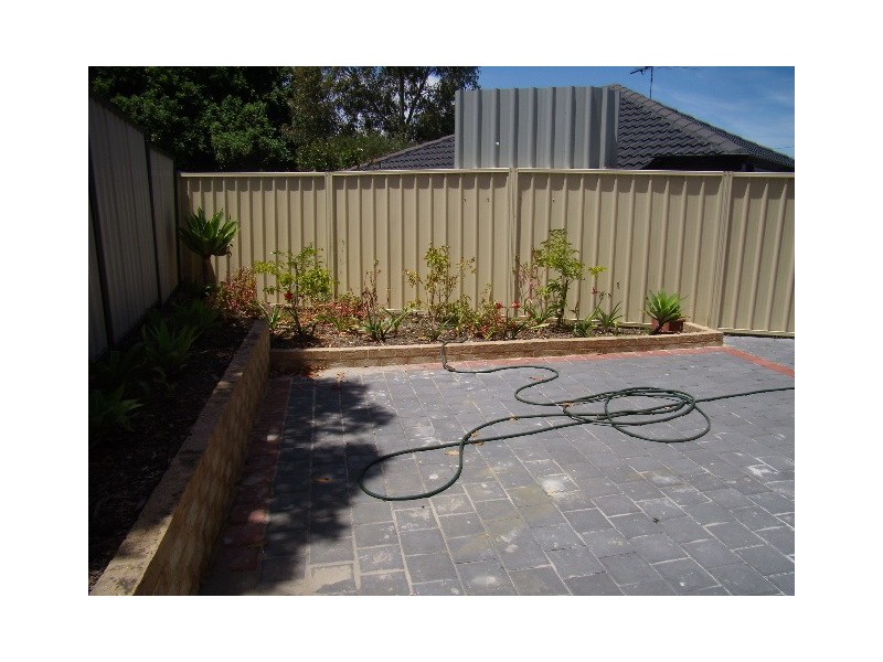 25C Steyning Way, Westminster WA 6061