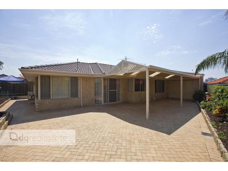 30 Goldfinch Loop, Woodvale WA 6026
